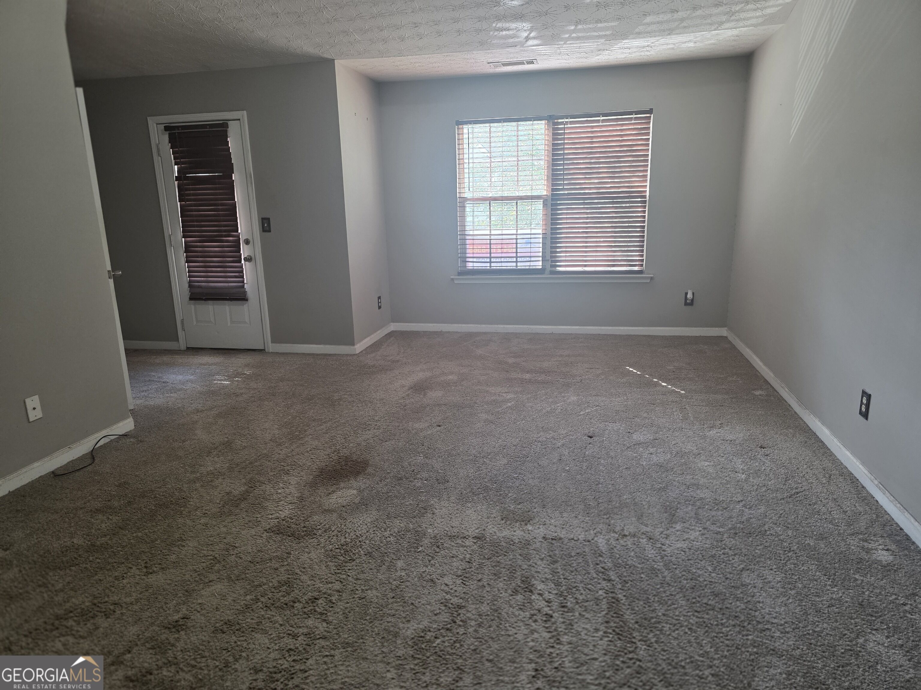 2875 Snapfinger Manor Property Photo 10