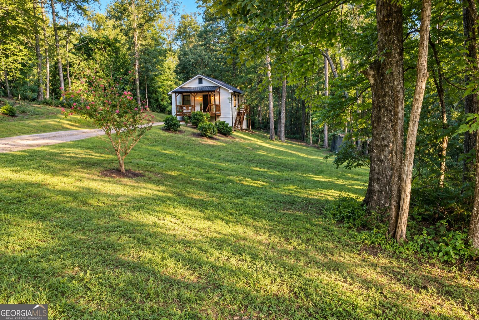56 Carin Lane Property Photo 3
