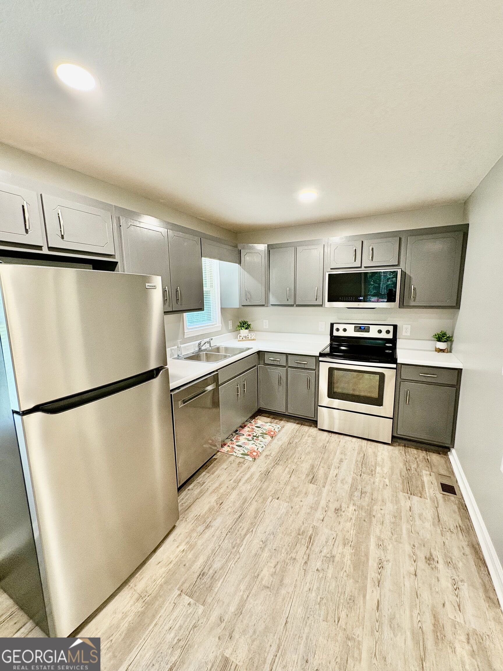 56 Carin Lane Property Photo 19
