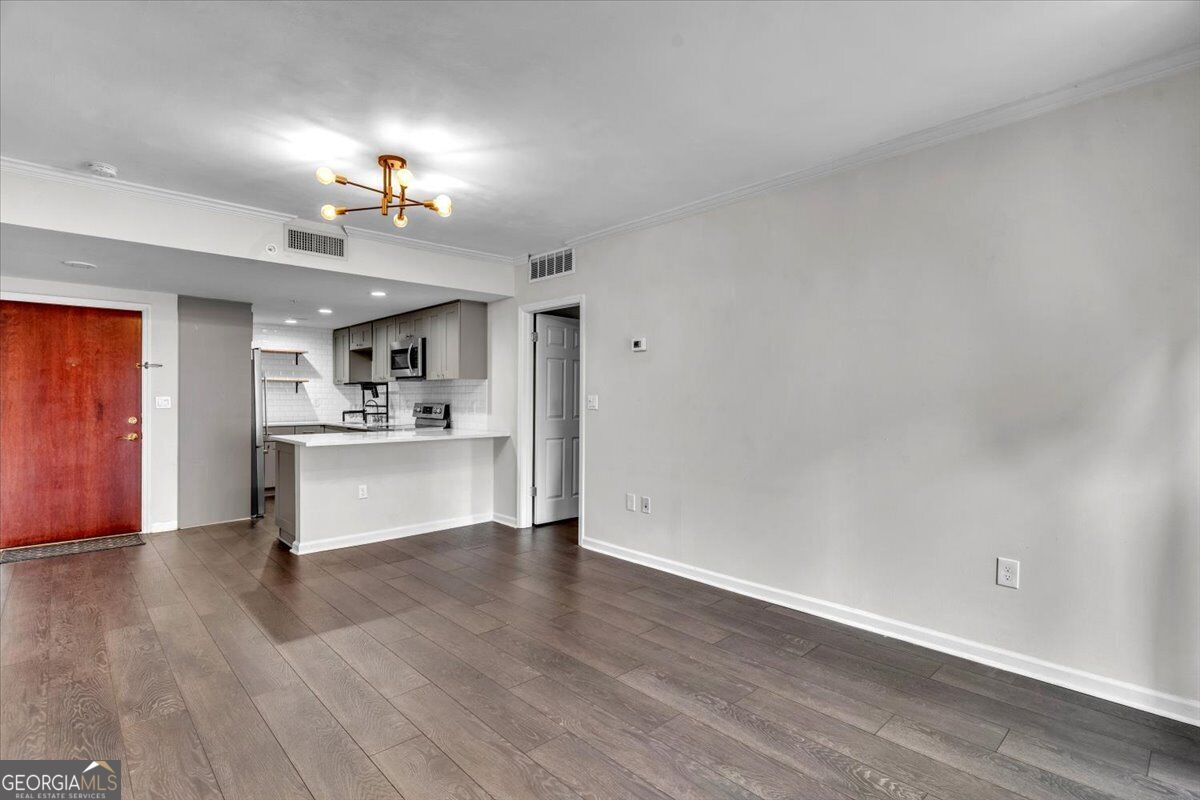 199 14th Street Ne # 910 Property Photo 3