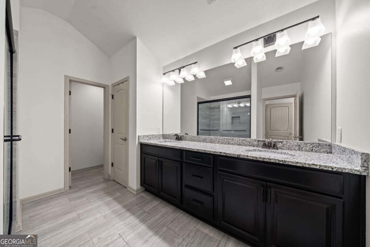 50 Park Circle Property Photo 25