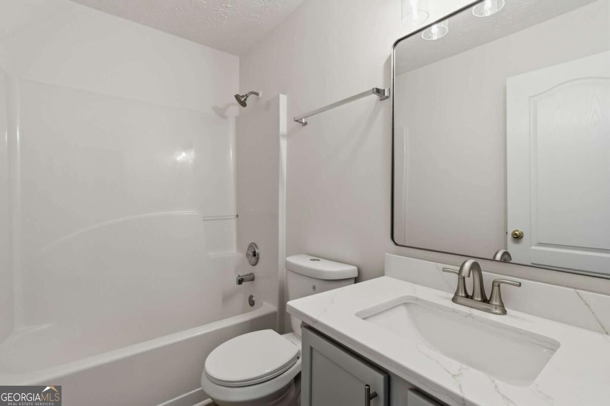 702 Georgetown Court Property Photo 23