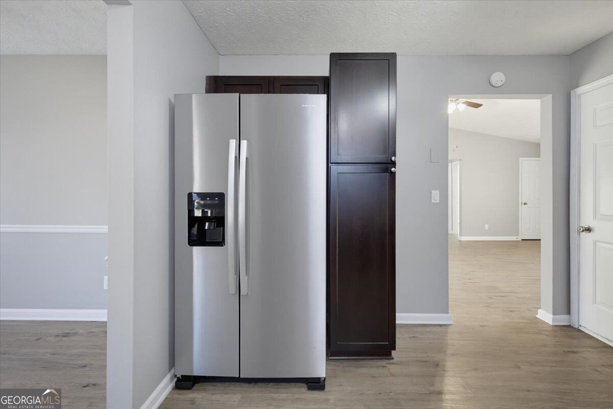 604 Village Way Property Photo 11