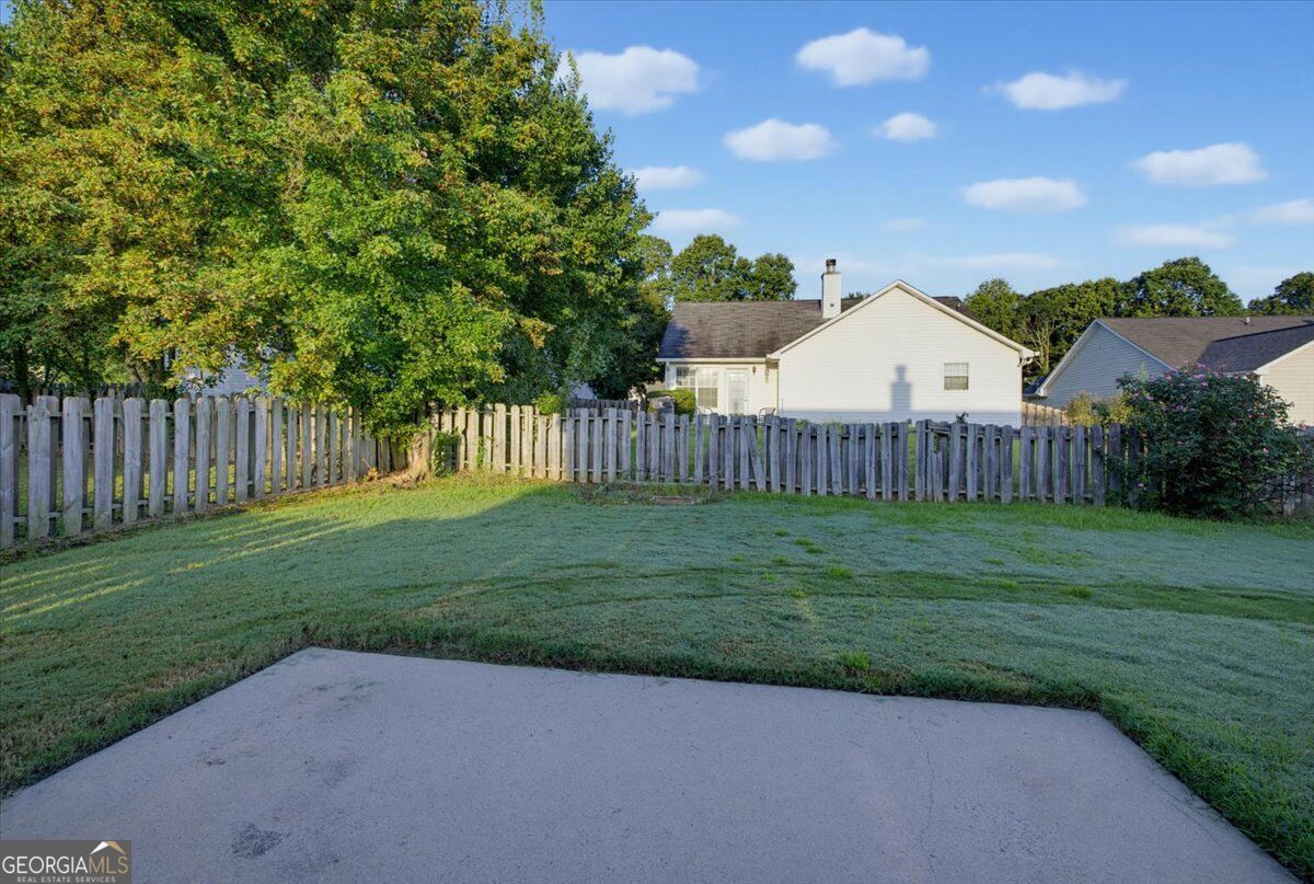 604 Village Way Property Photo 25