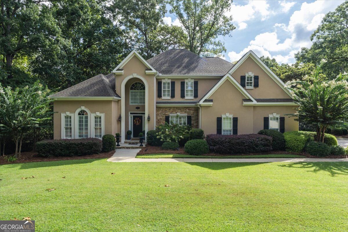 120 Westchester Drive Property Photo 1