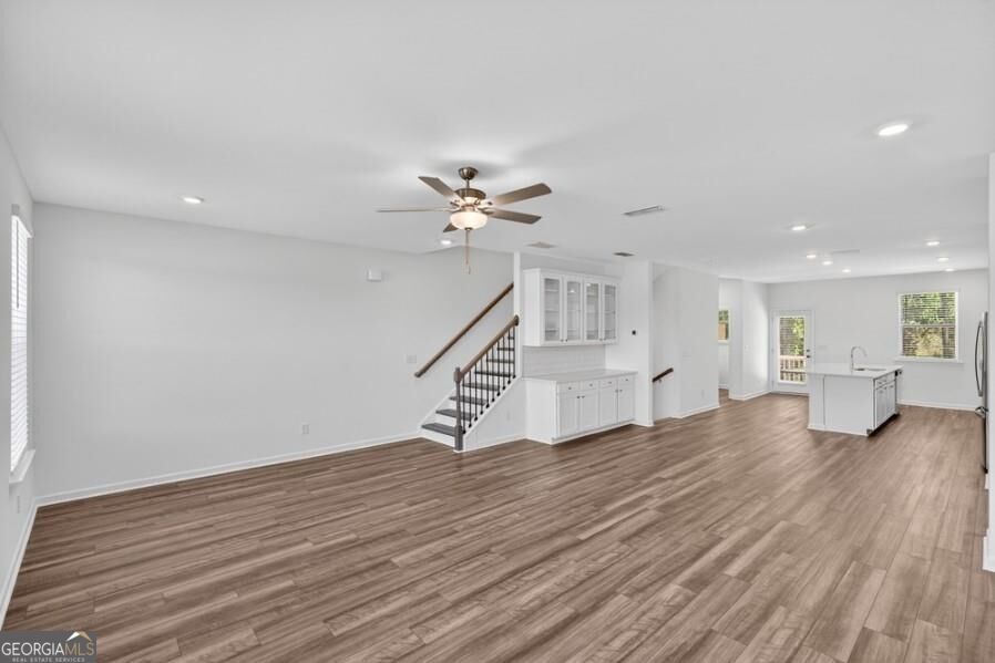 627 Oak Bluff Drive Property Photo 11