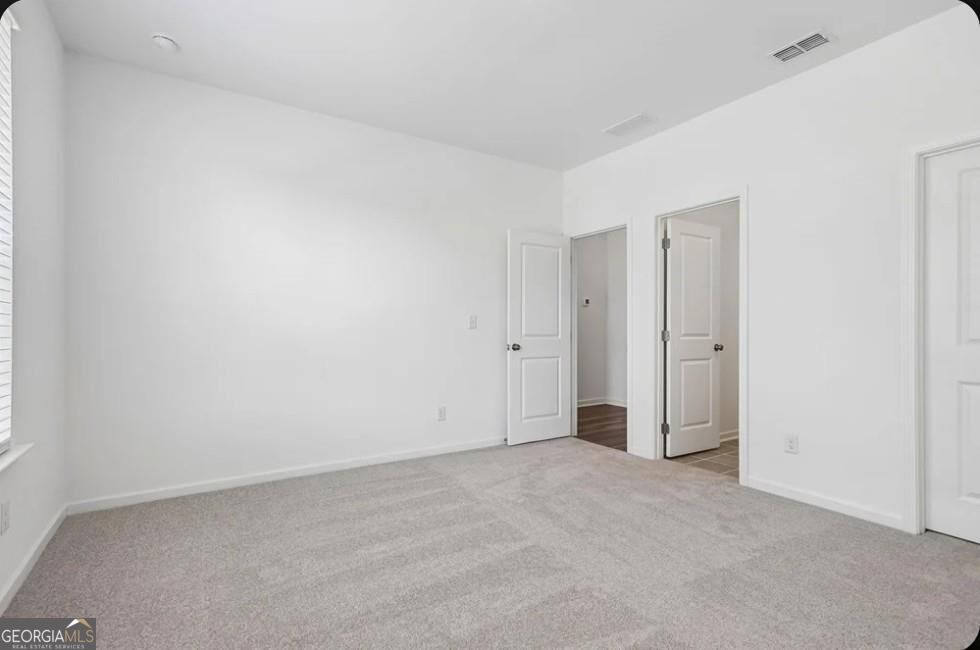 627 Oak Bluff Drive Property Photo 16