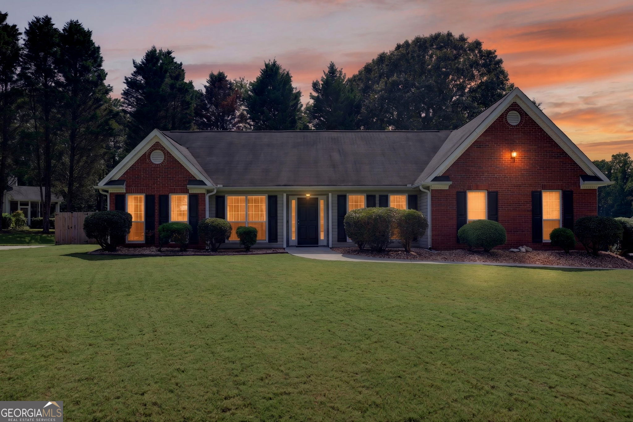 300 Hickory Pointe Court Property Photo 1
