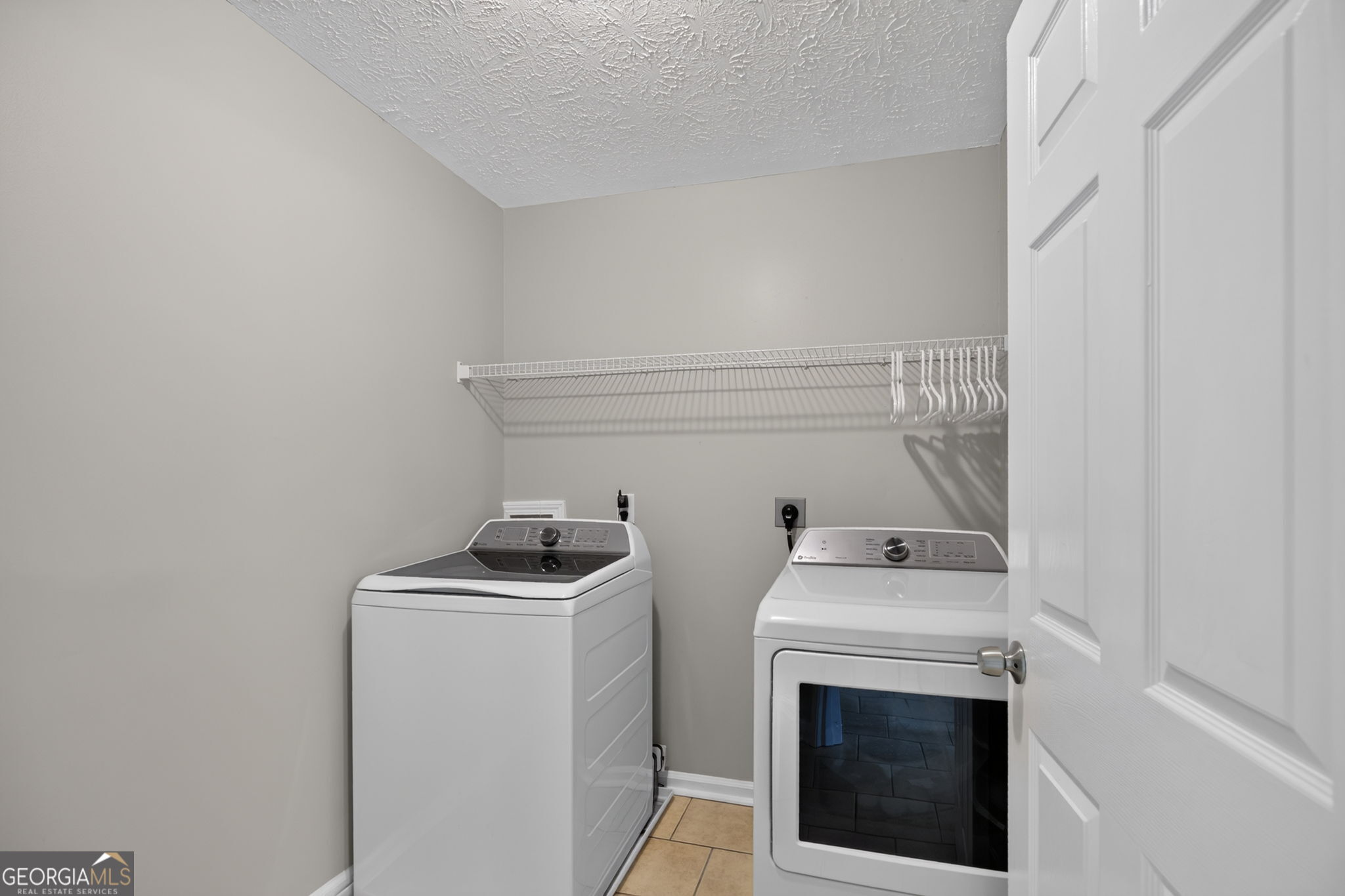 300 Hickory Pointe Court Property Photo 18