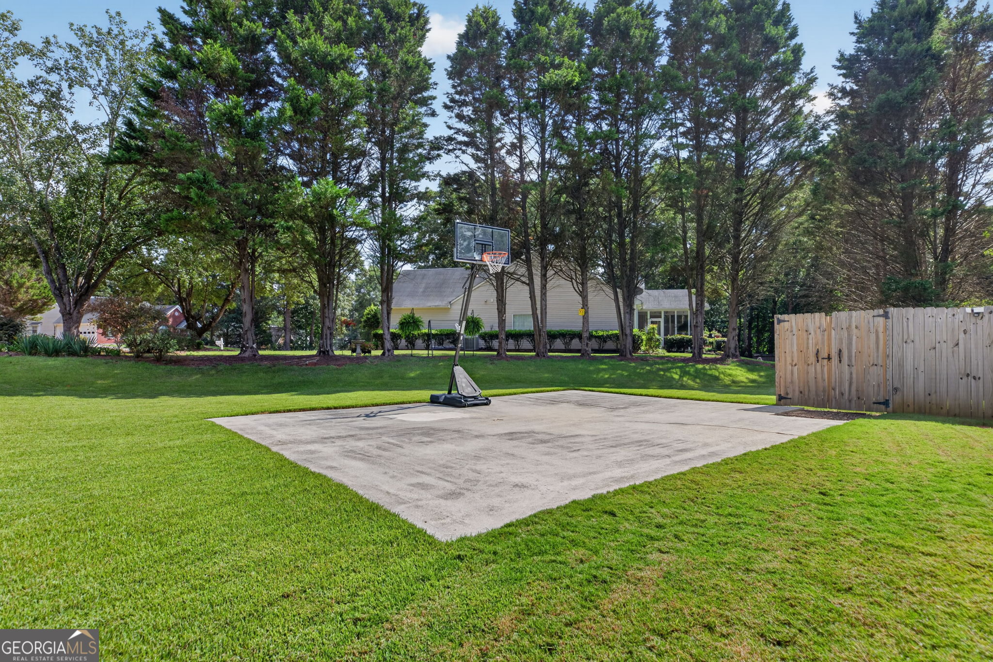 300 Hickory Pointe Court Property Photo 33