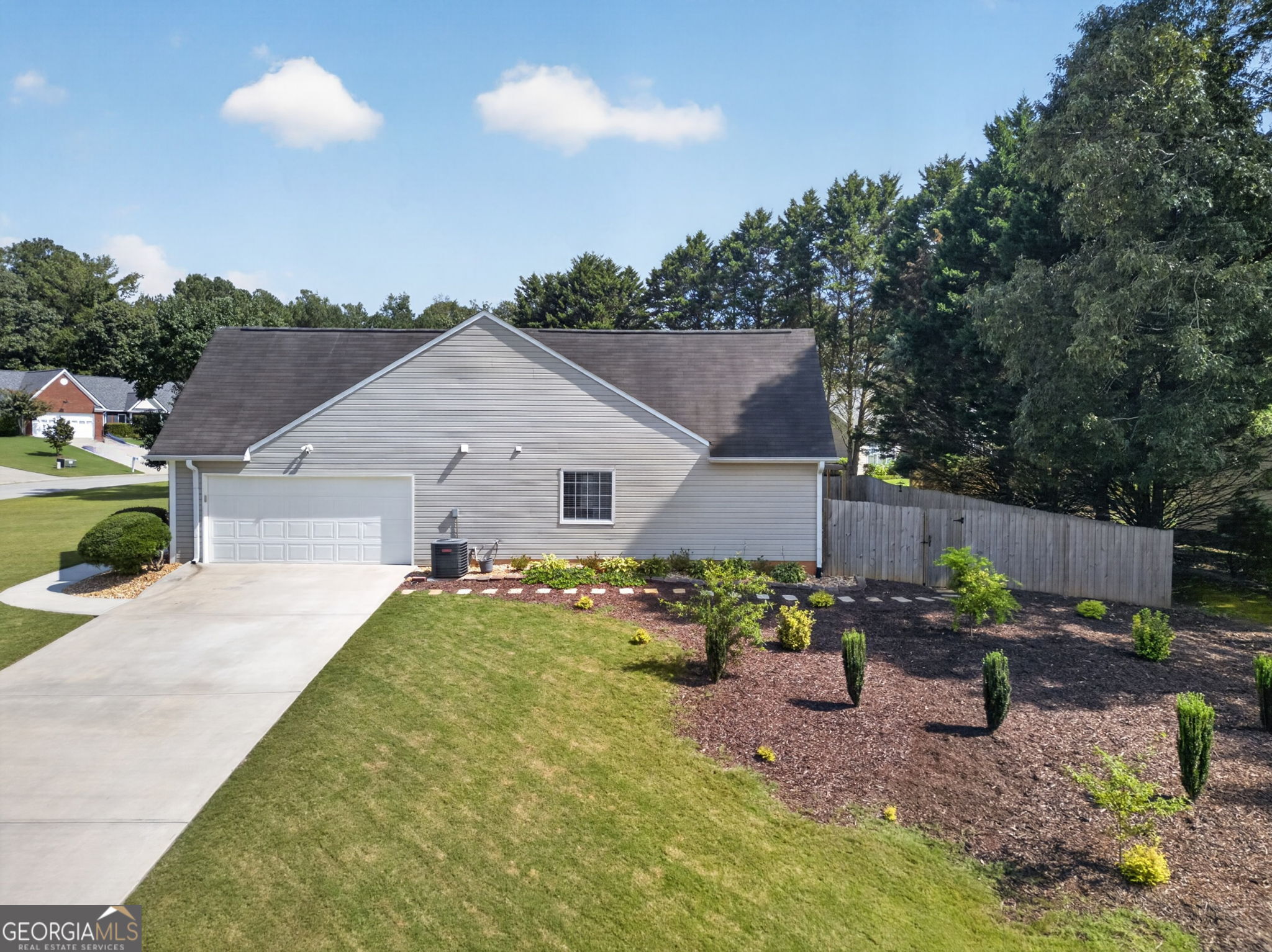 300 Hickory Pointe Court Property Photo 34
