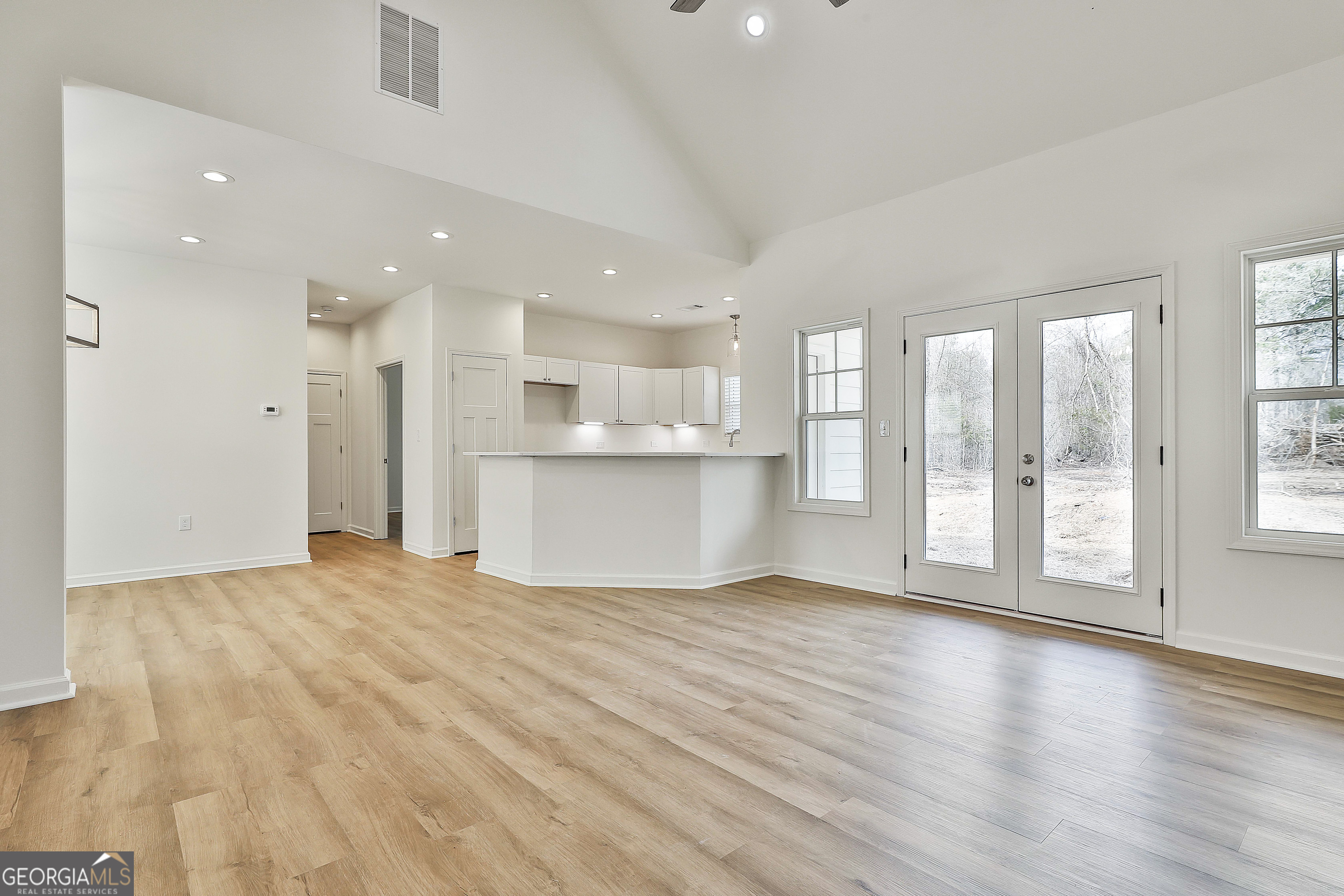 10941 Woodbury Highway Property Photo 11