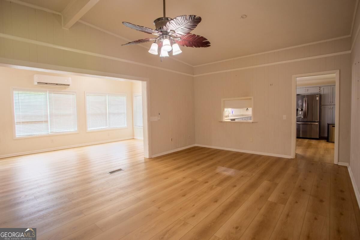 96 N Gill Street Property Photo 15