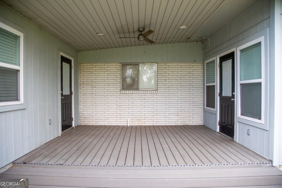 96 N Gill Street Property Photo 45