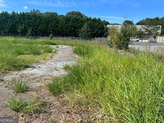 3633 Southland Drive Property Photo 3
