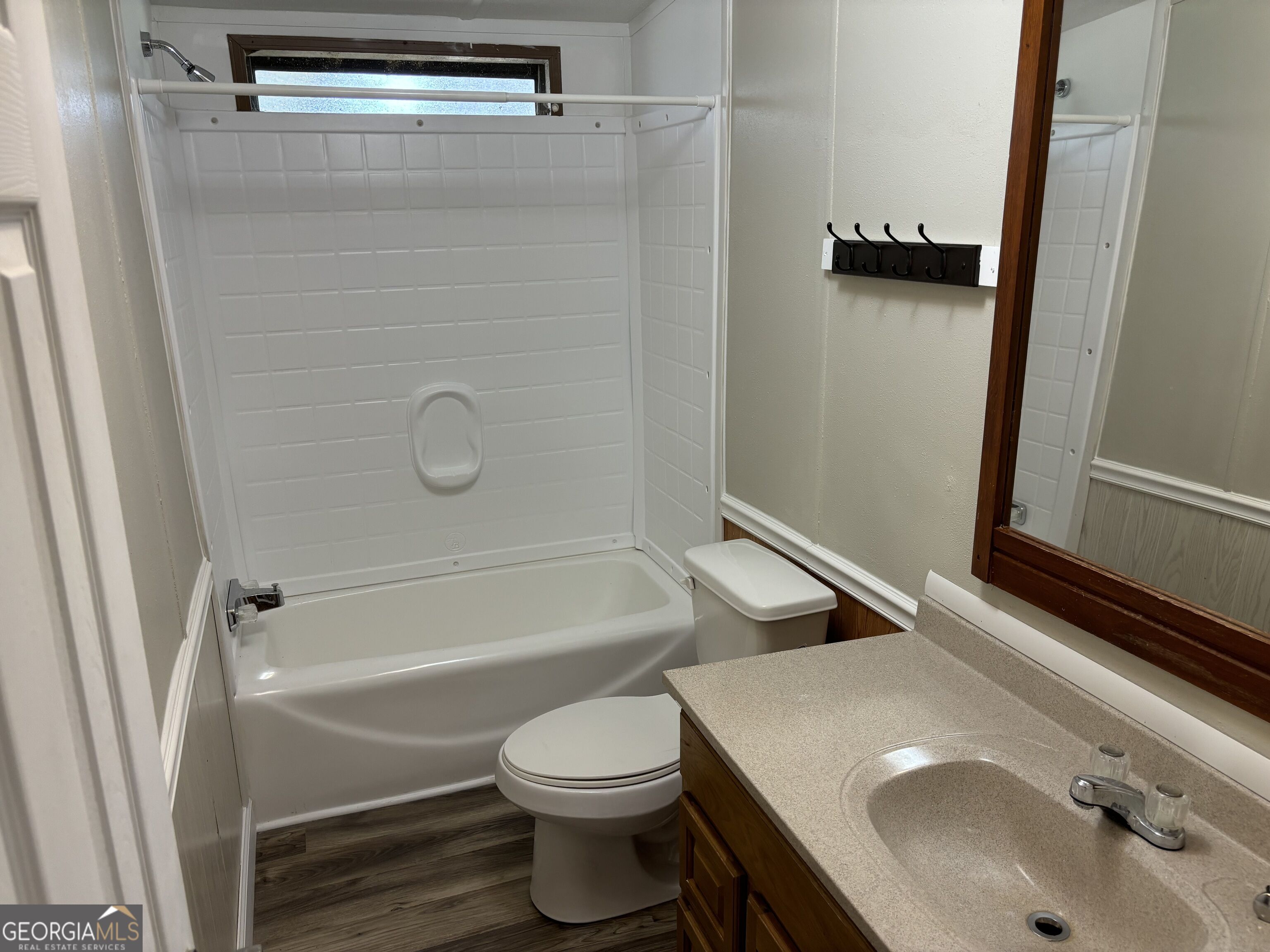 266 Spring Lake Drive Property Photo 16