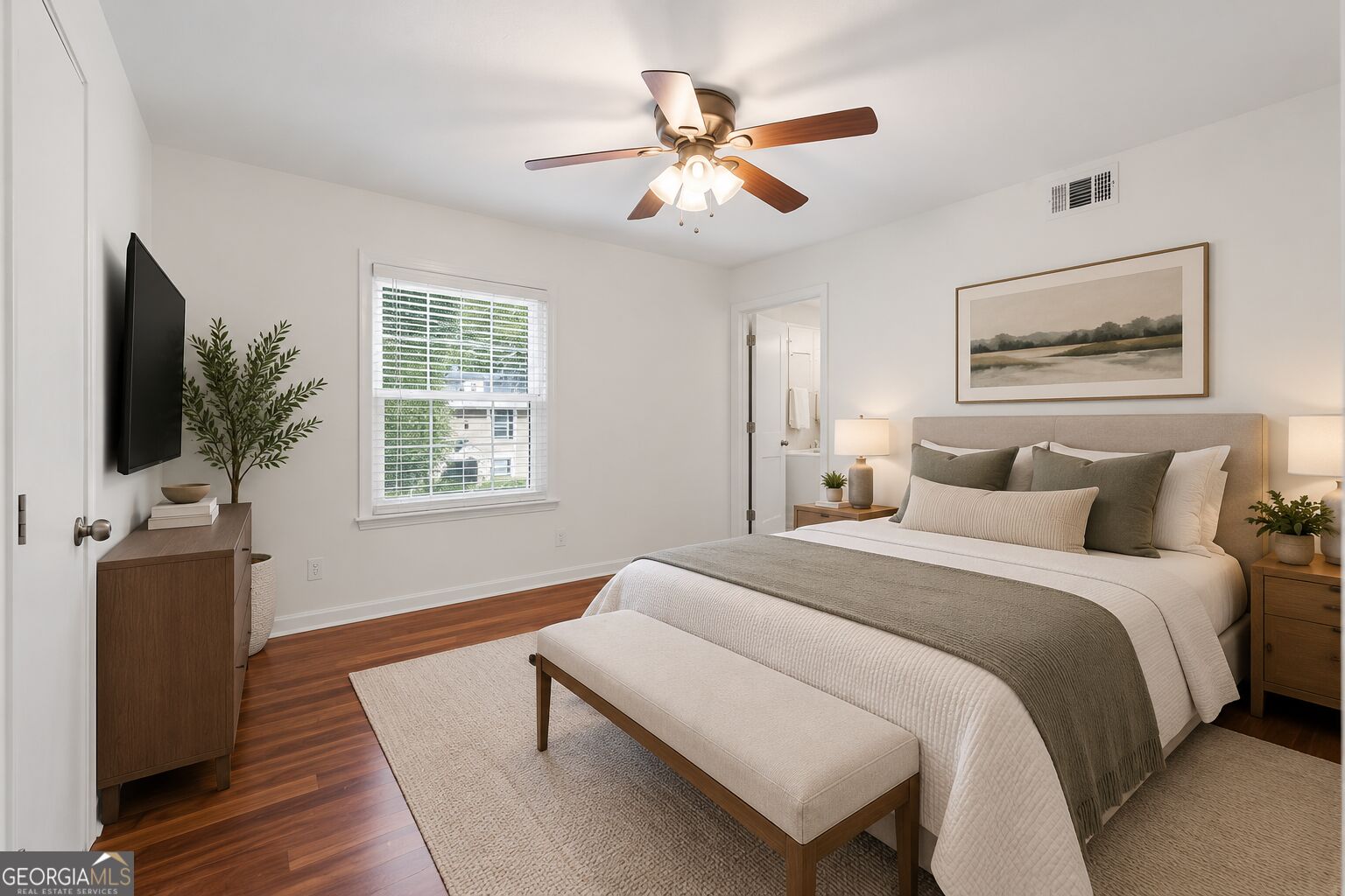 1402 Brighton Point Property Photo 4