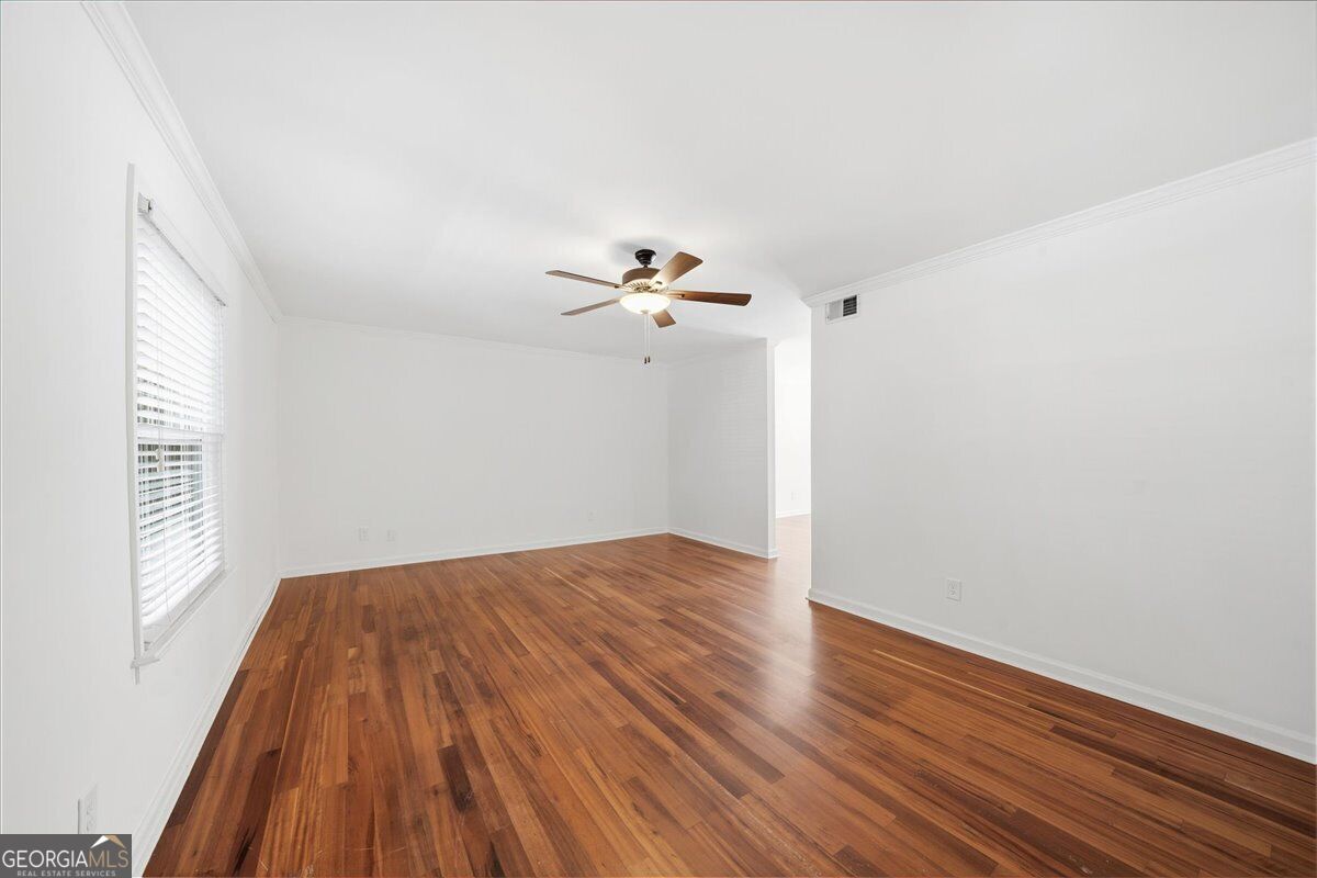 1402 Brighton Point Property Photo 18