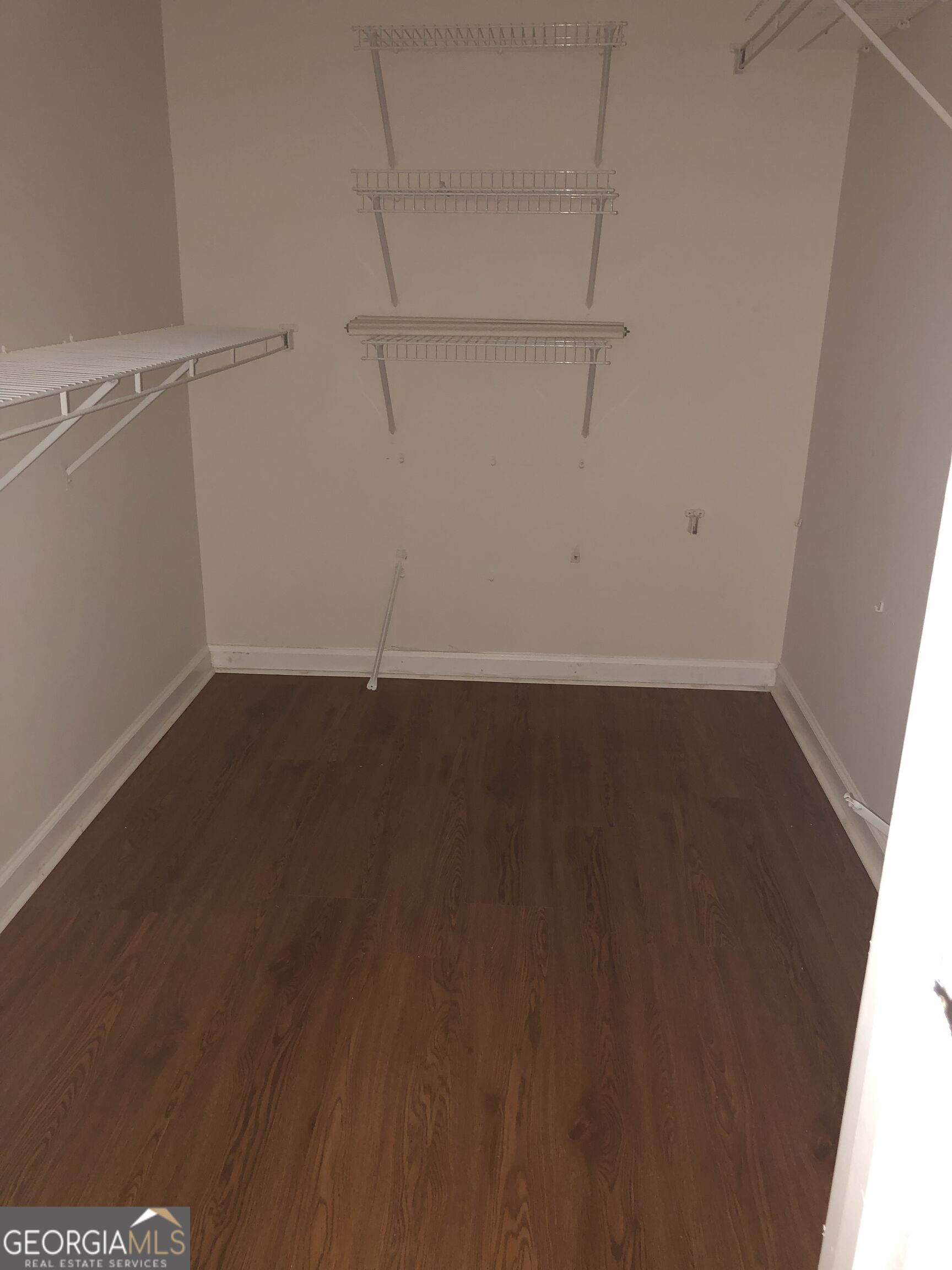 75 Oakwood Lane Property Photo 7