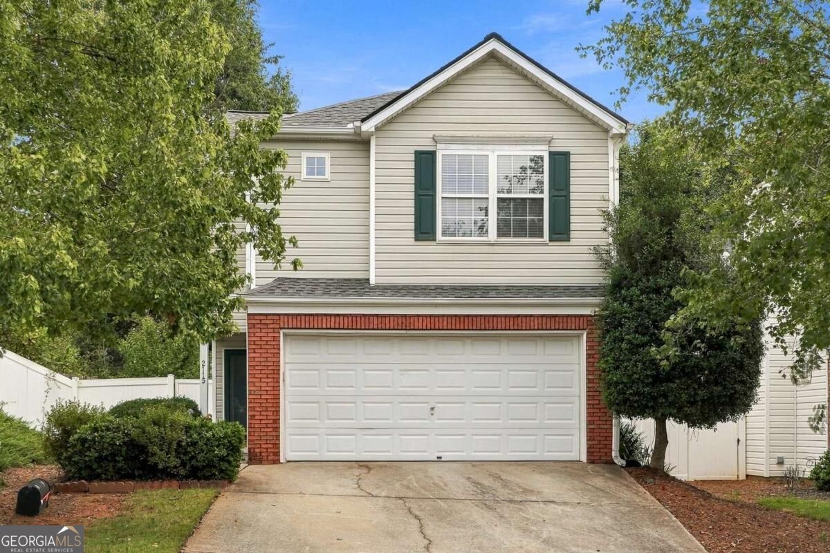 2115 Calumet Crossing Property Photo 1