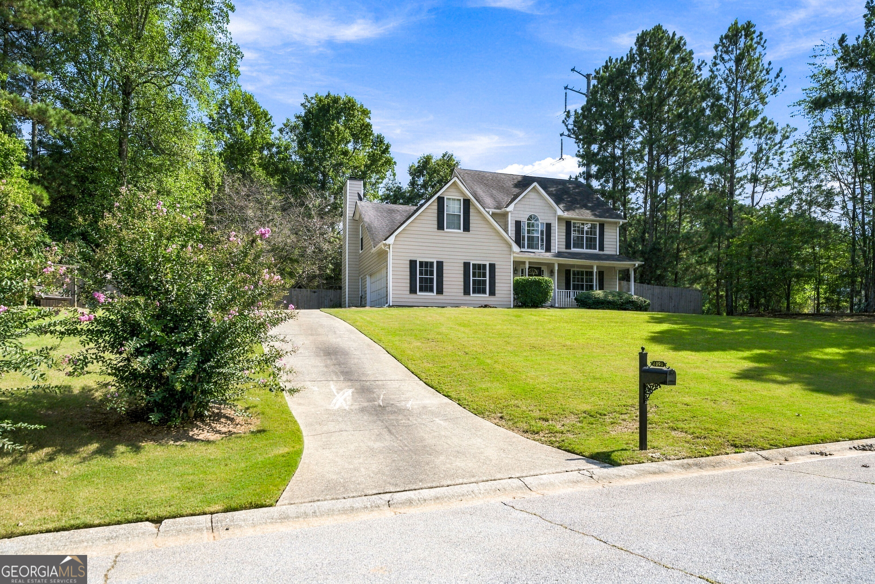 4090 Lake Drive Property Photo 1