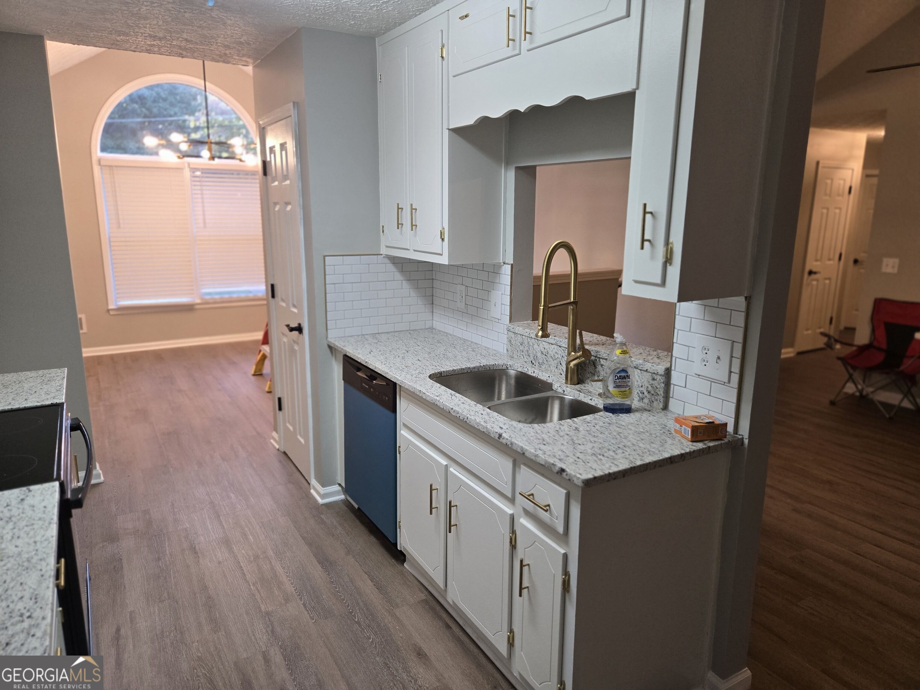 4809 Cedar Lake Drive Property Photo 8