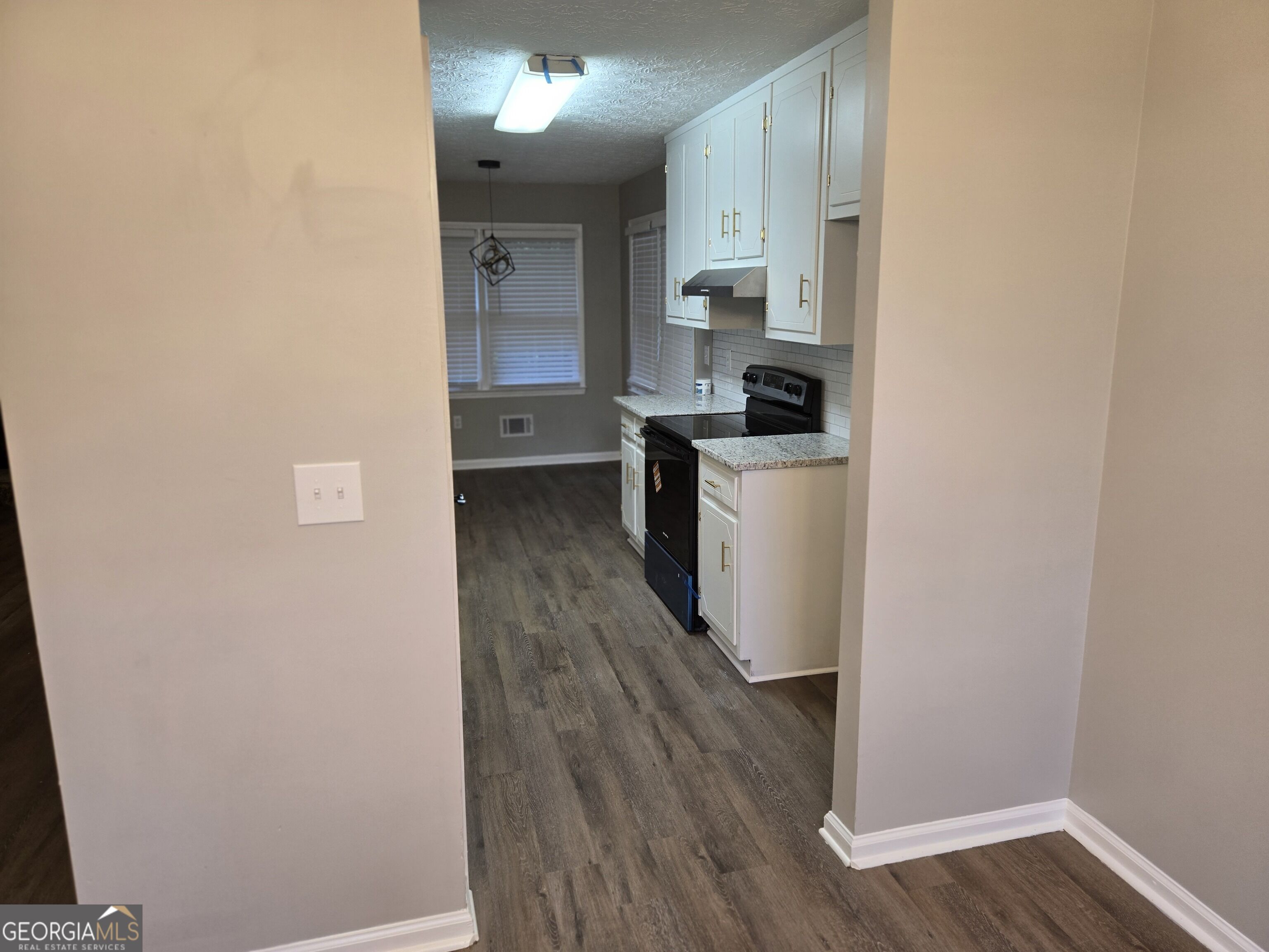 4809 Cedar Lake Drive Property Photo 12