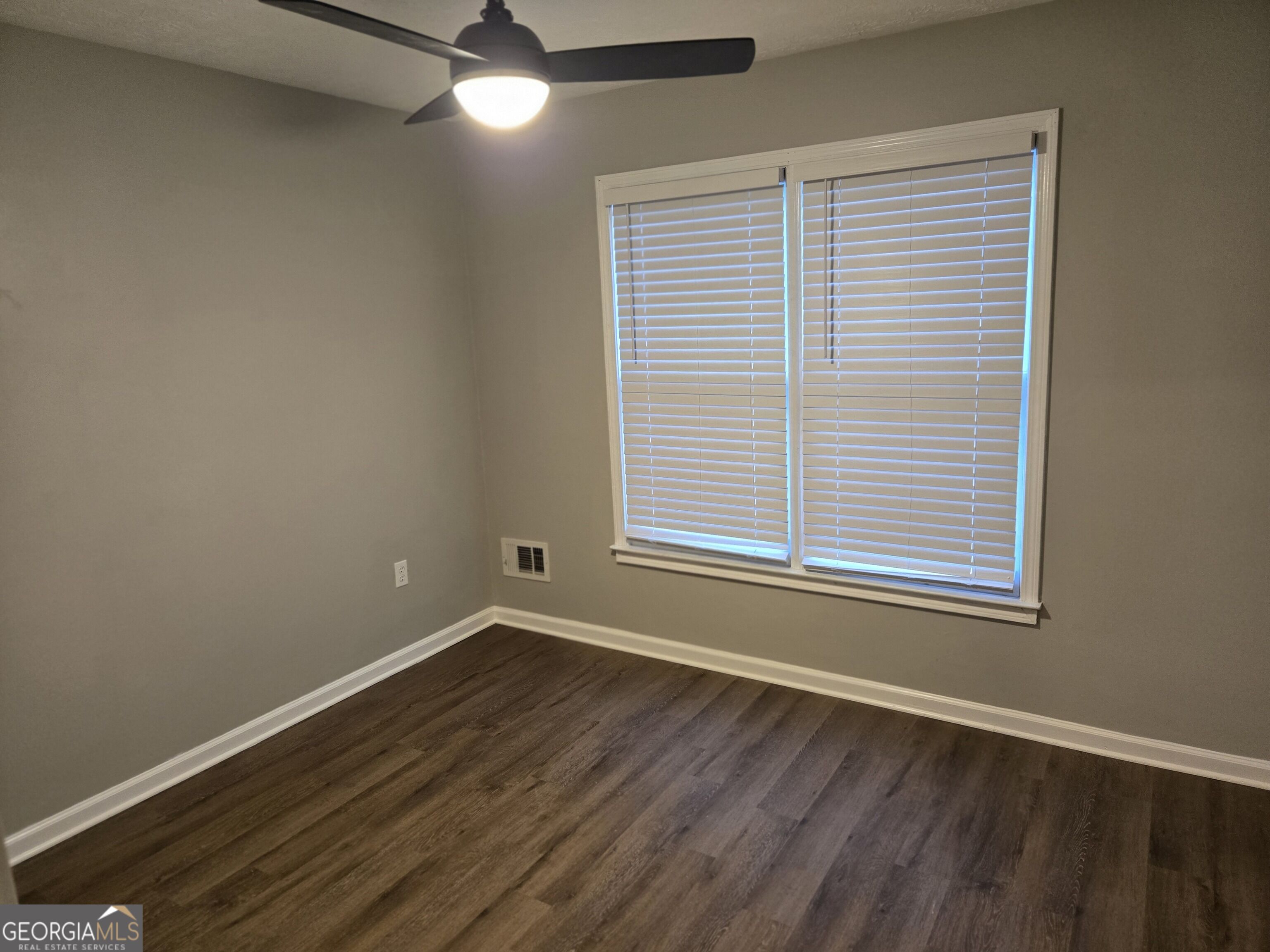 4809 Cedar Lake Drive Property Photo 21