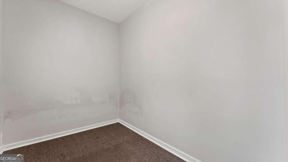 2833 Knox Bridge Highway # B Property Photo 15