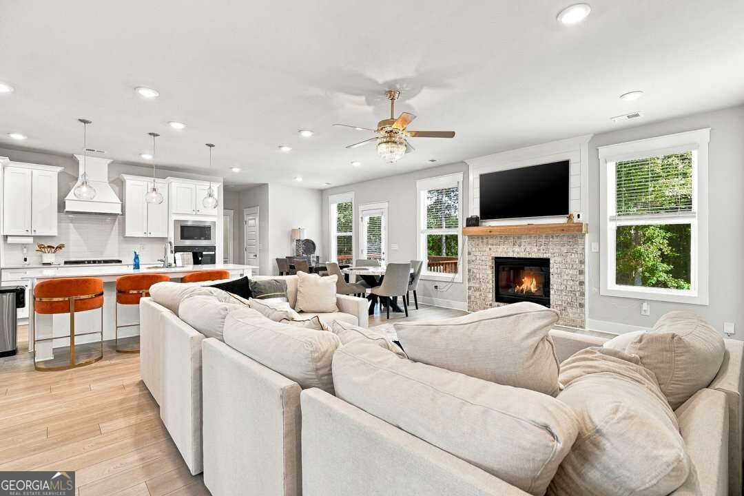 6 Slick Court Property Photo 7