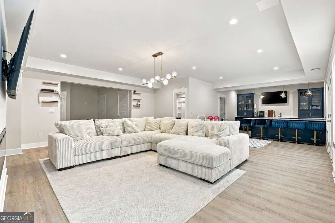 6 Slick Court Property Photo 8
