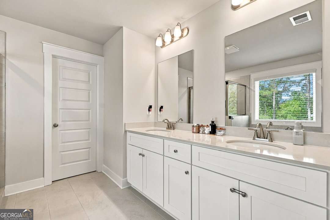 6 Slick Court Property Photo 14