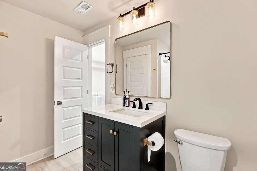 6 Slick Court Property Photo 32