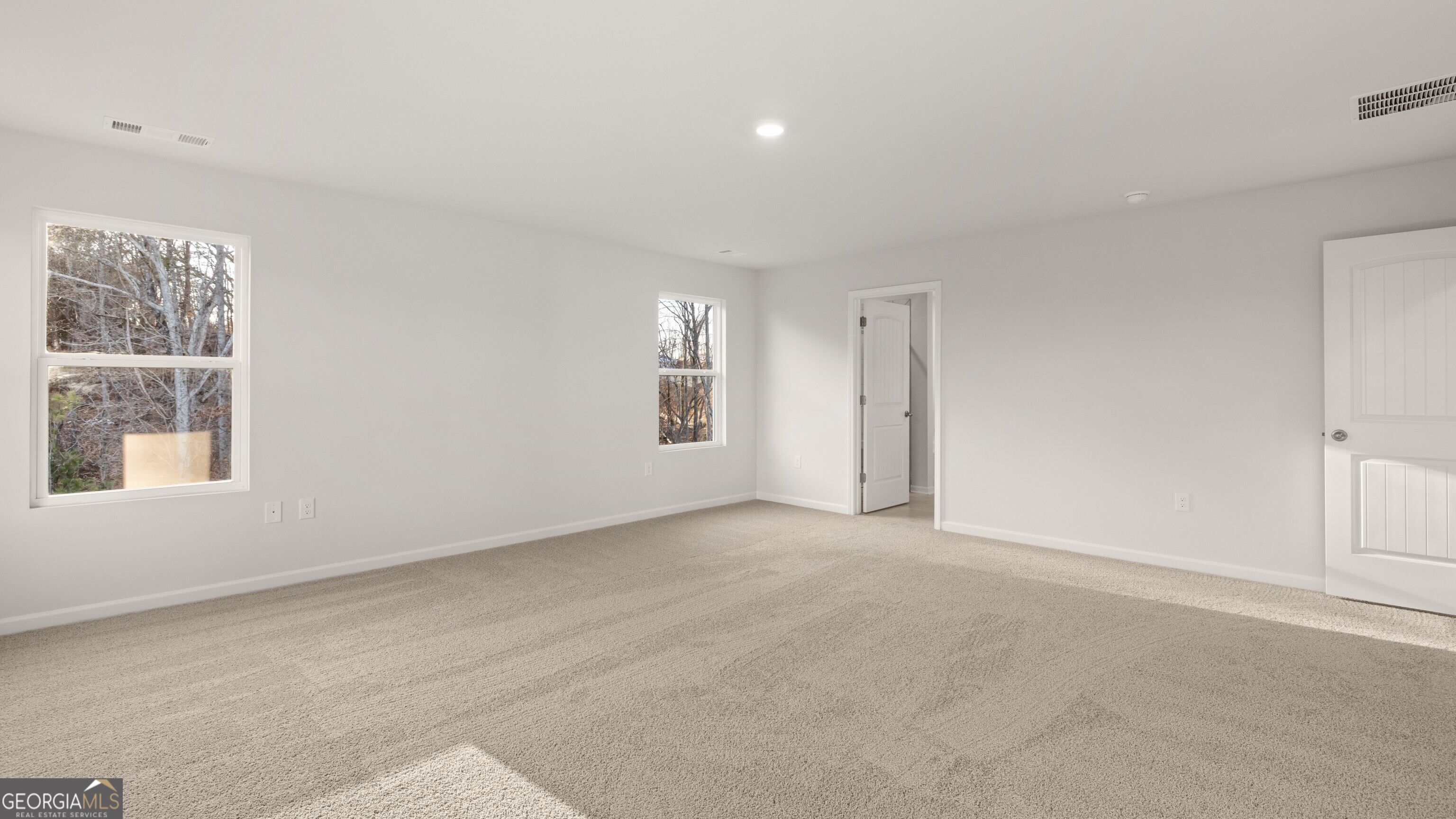160 Supreme Court Property Photo 18