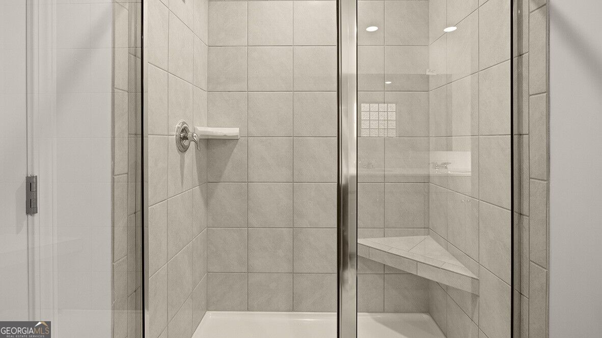 160 Supreme Court Property Photo 21