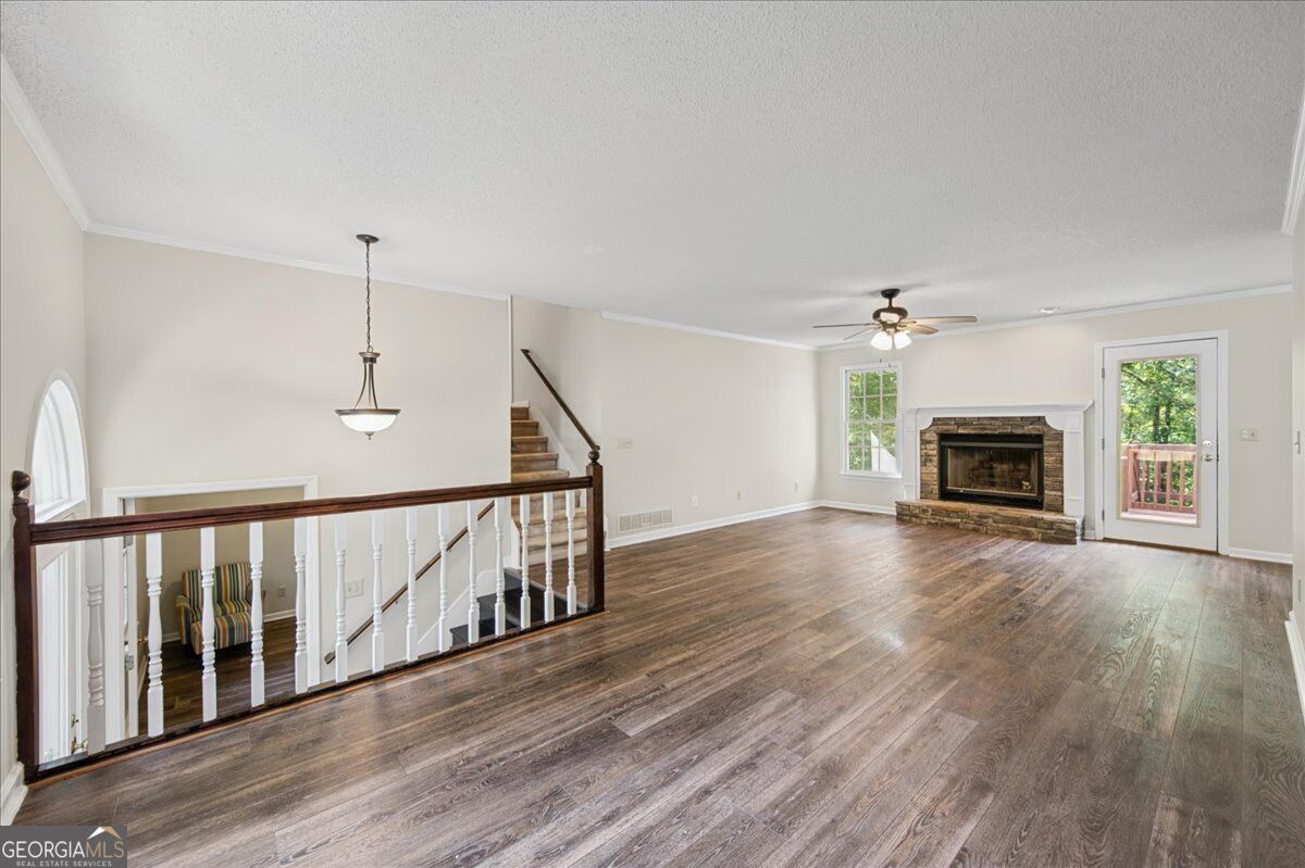 320 Bouldercrest Way Property Photo 11