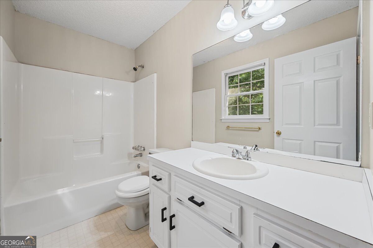 320 Bouldercrest Way Property Photo 22