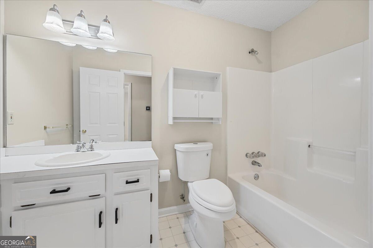 320 Bouldercrest Way Property Photo 26