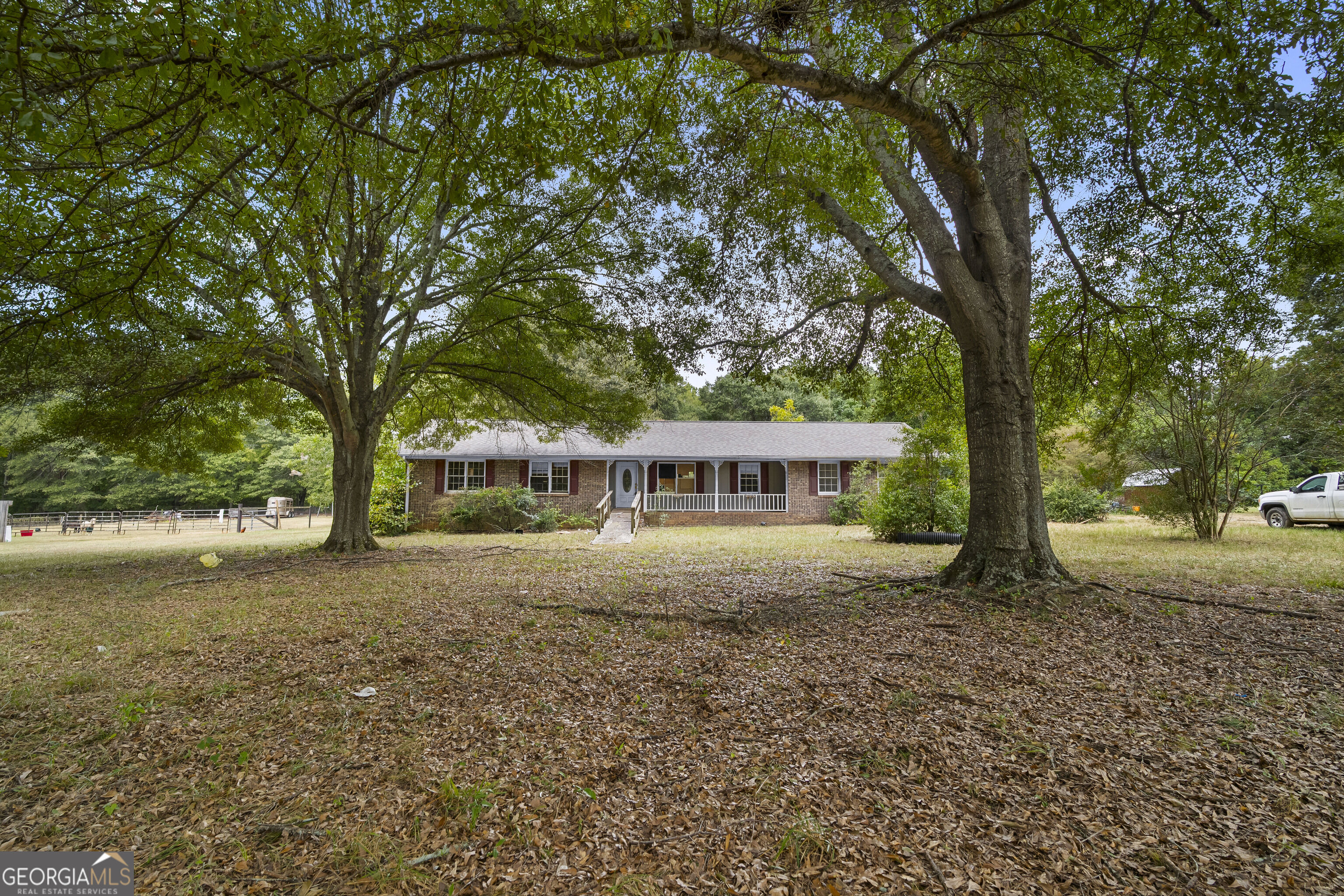 1031 Second Street Property Photo 2