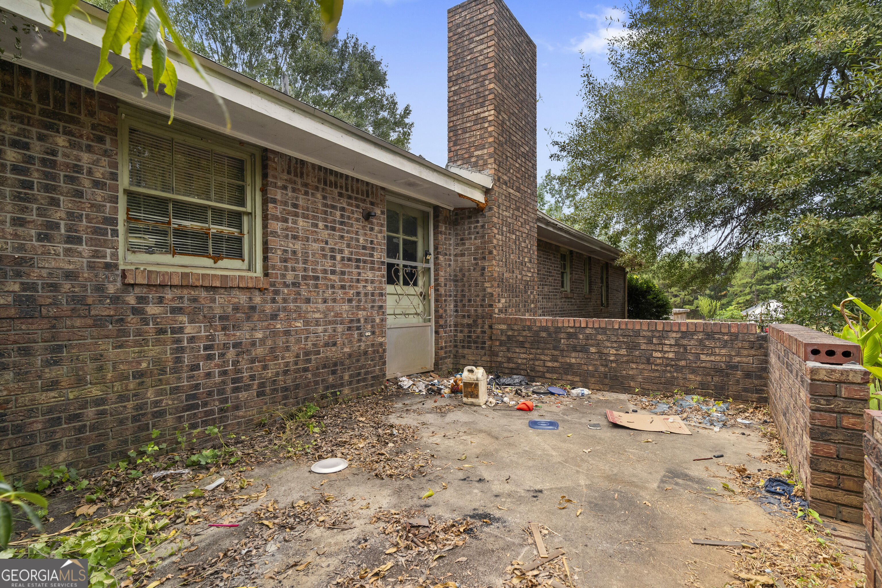 1031 Second Street Property Photo 4