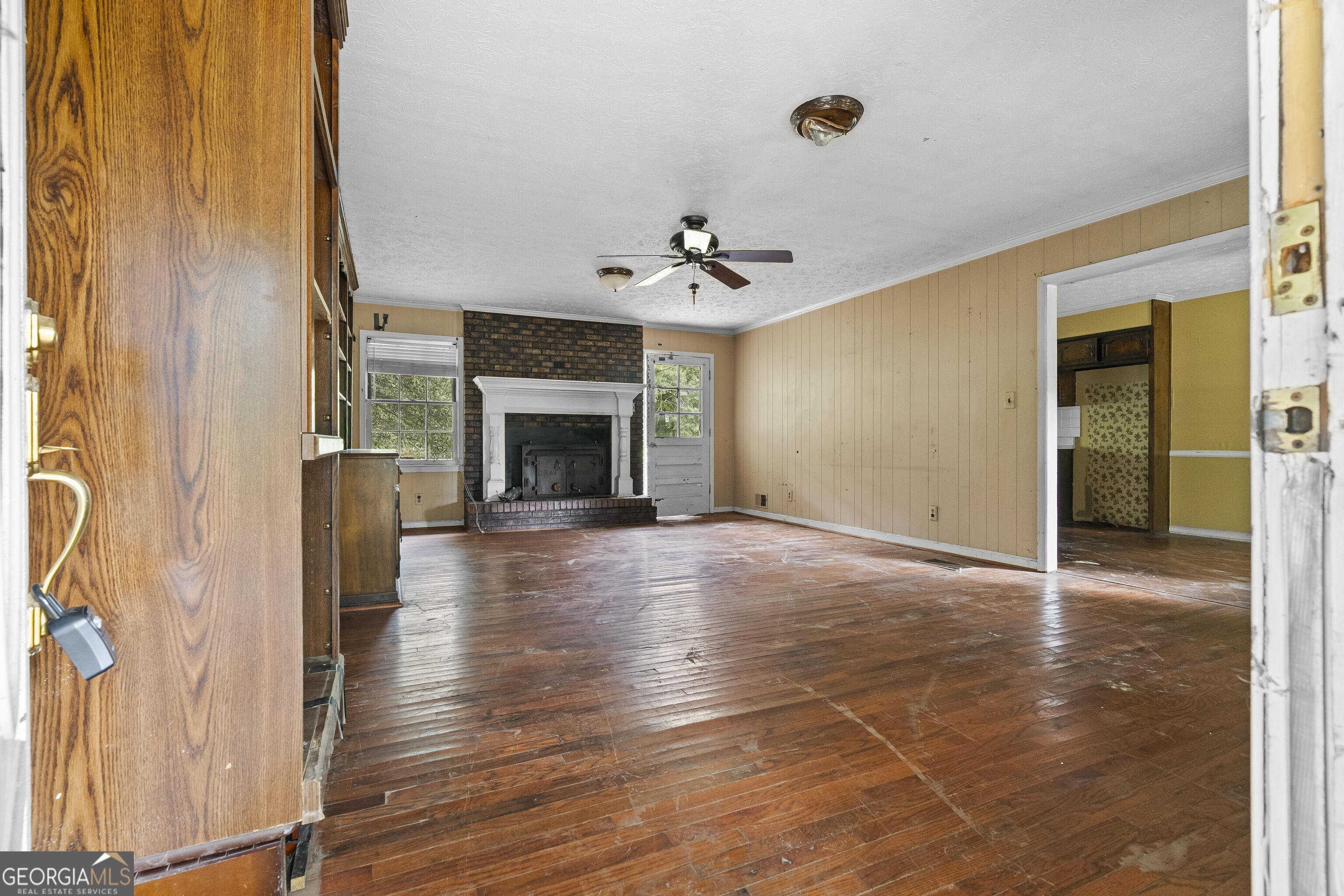 1031 Second Street Property Photo 7