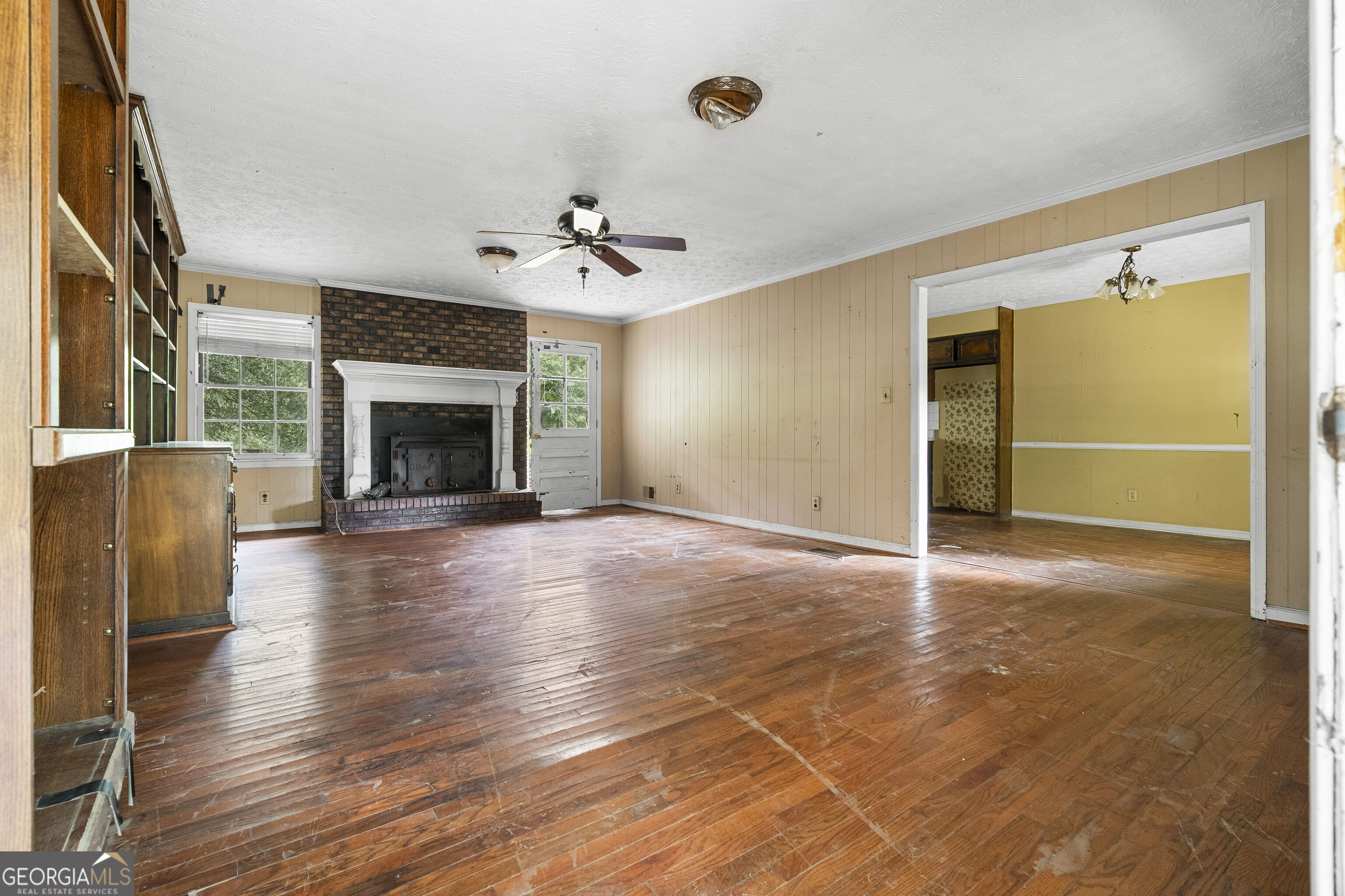 1031 Second Street Property Photo 8