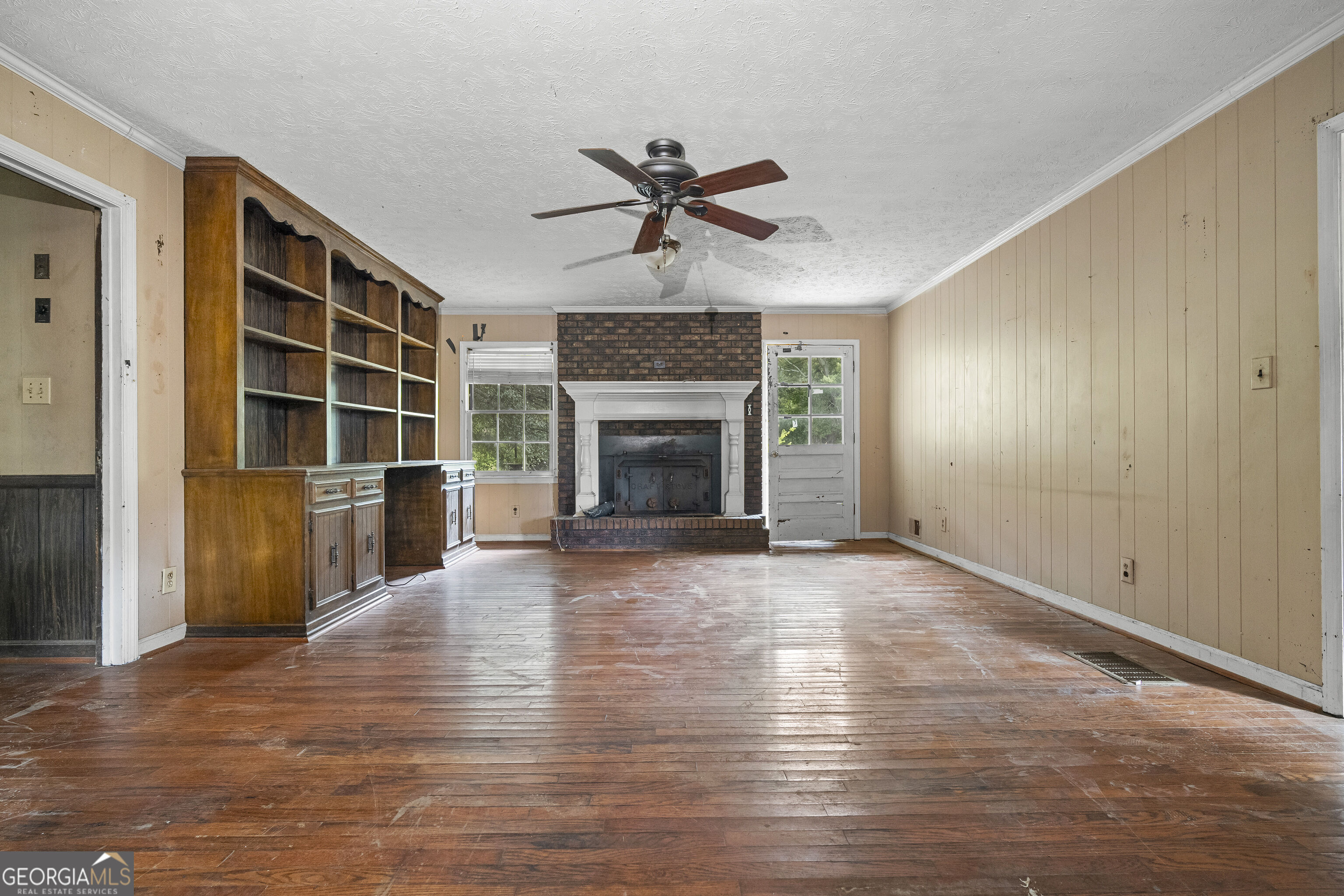 1031 Second Street Property Photo 10