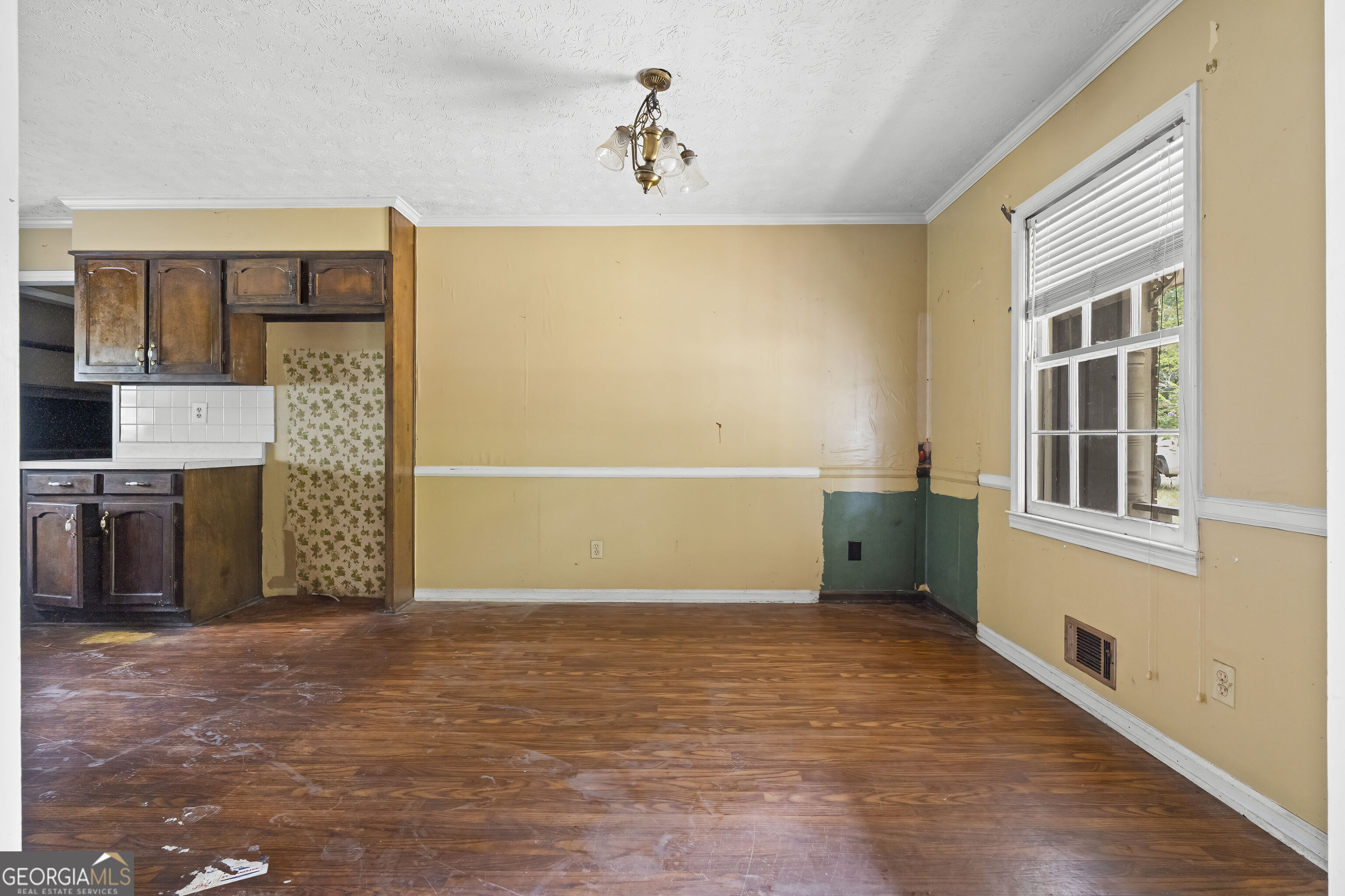 1031 Second Street Property Photo 11