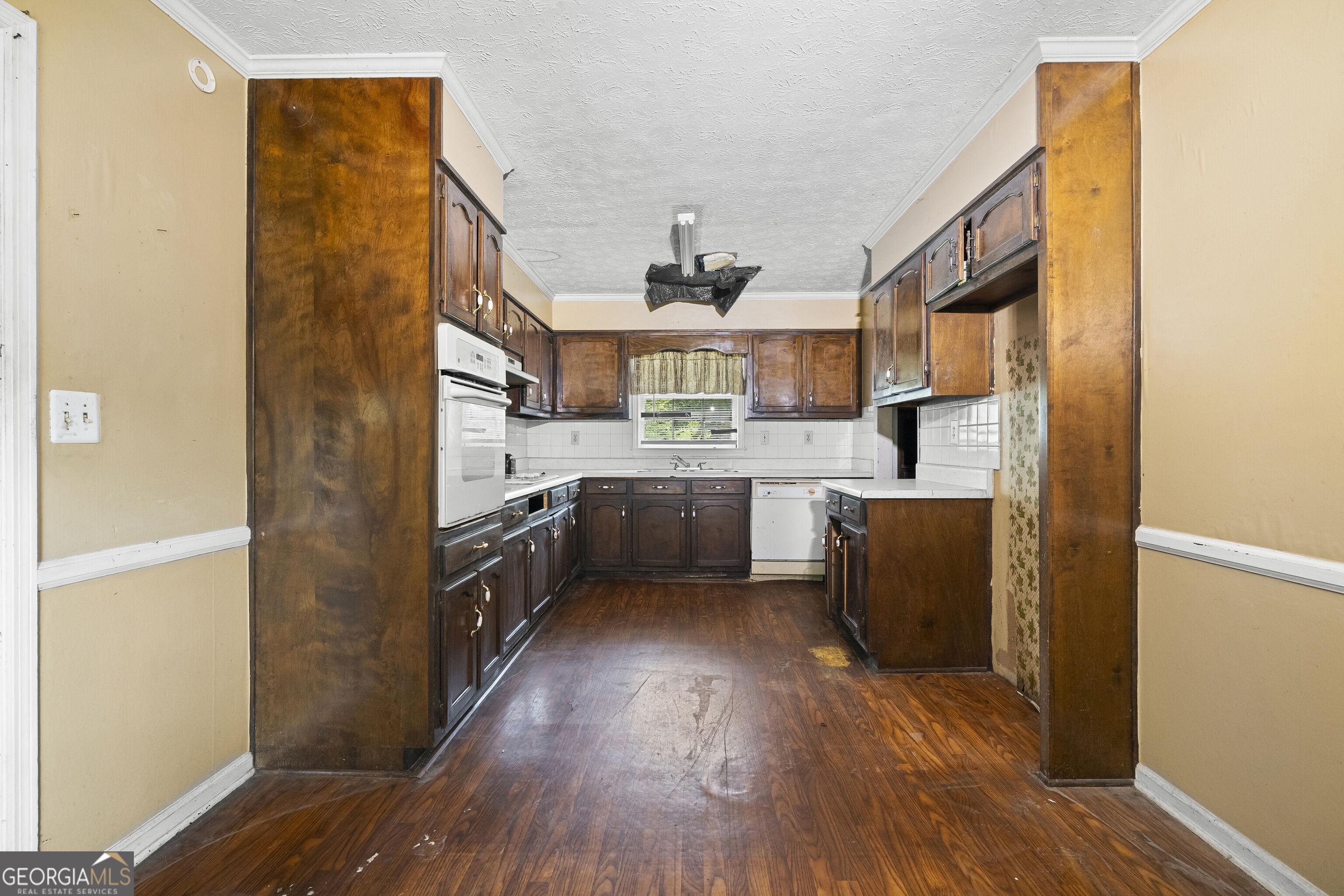 1031 Second Street Property Photo 13