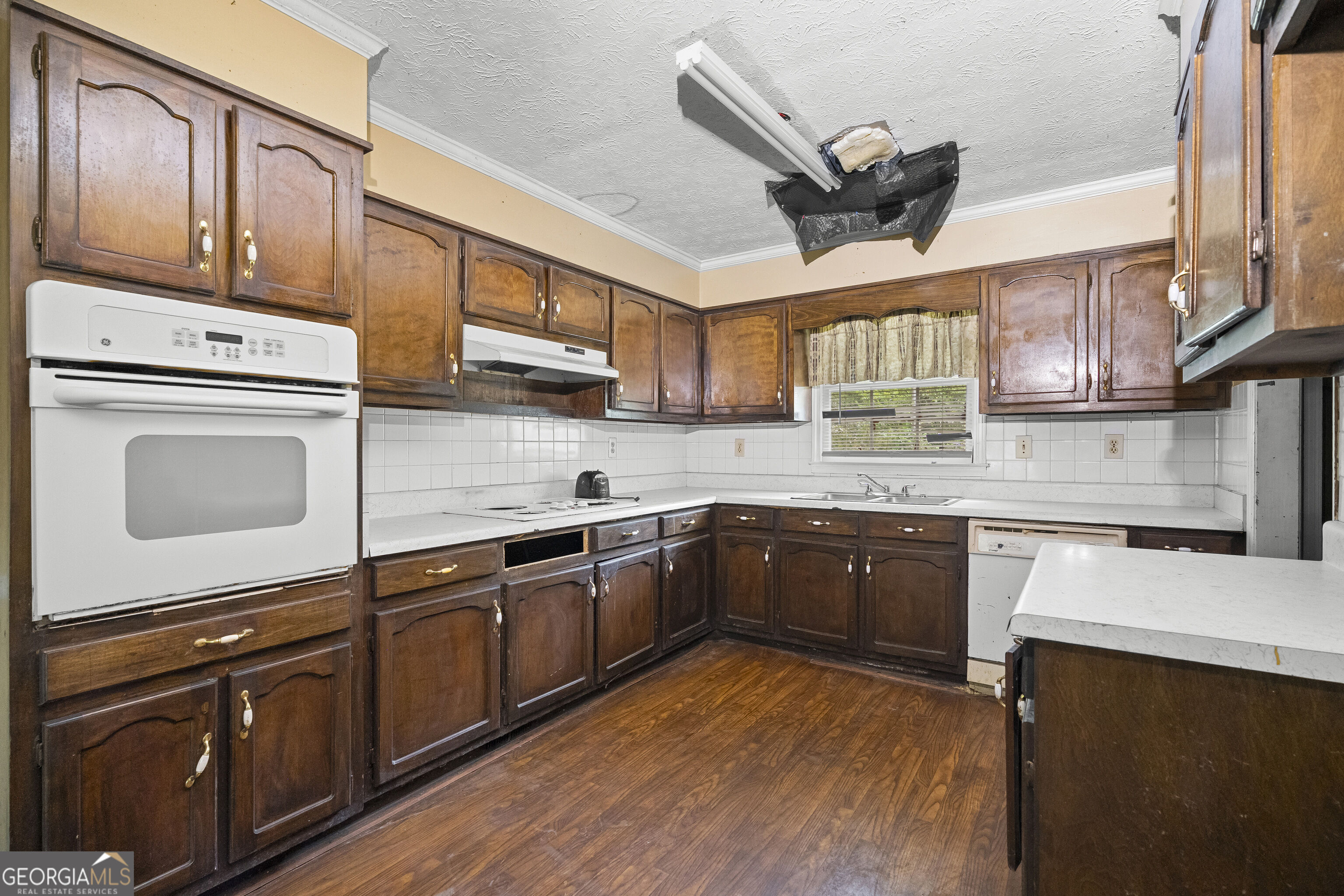 1031 Second Street Property Photo 16