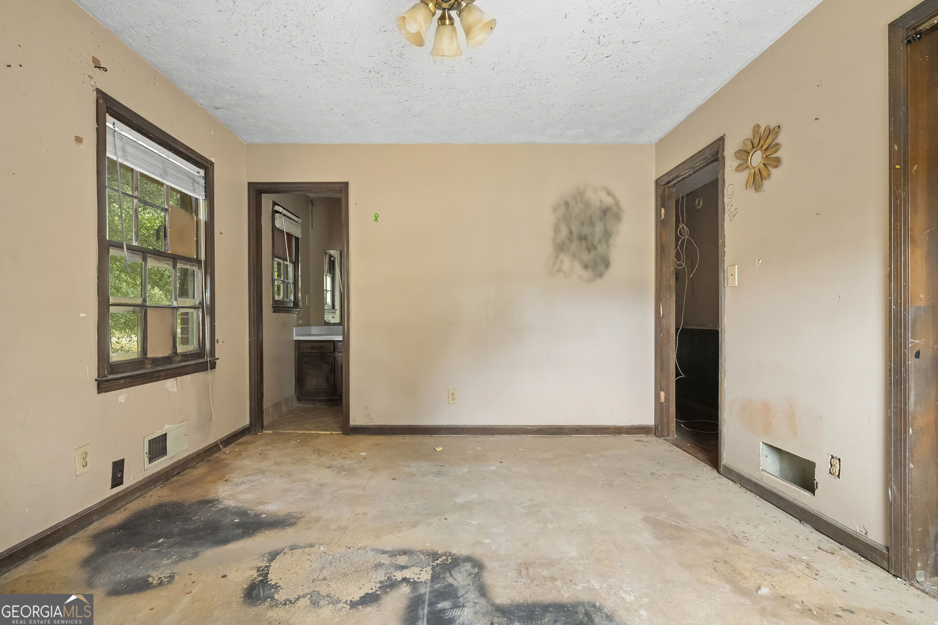 1031 Second Street Property Photo 23