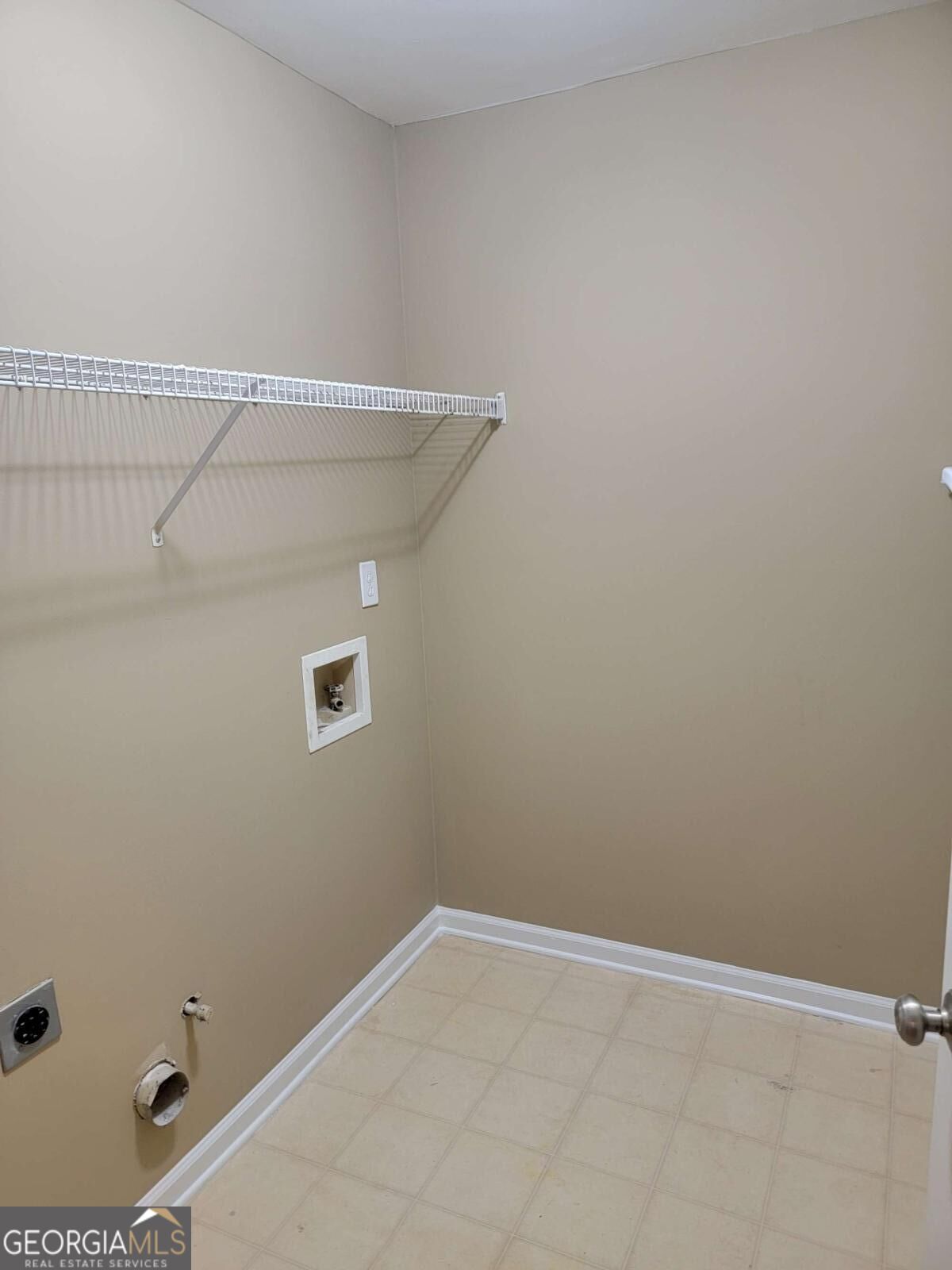 485 Crosshaven Way Property Photo 9