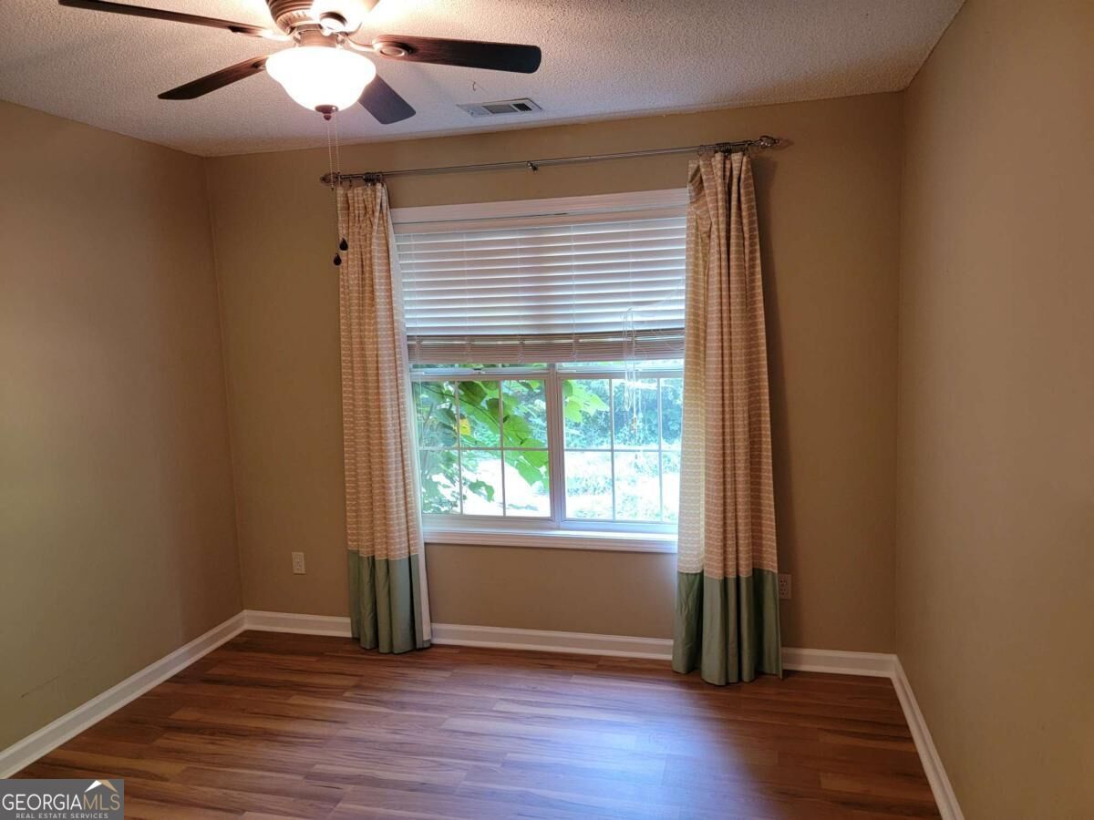 485 Crosshaven Way Property Photo 13