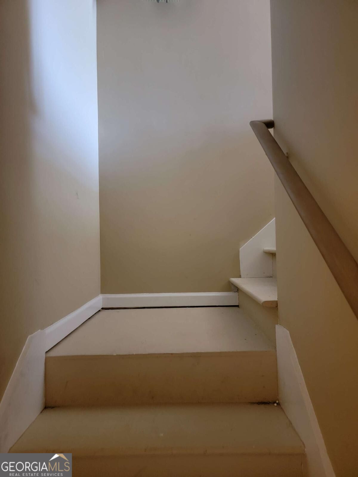 485 Crosshaven Way Property Photo 16
